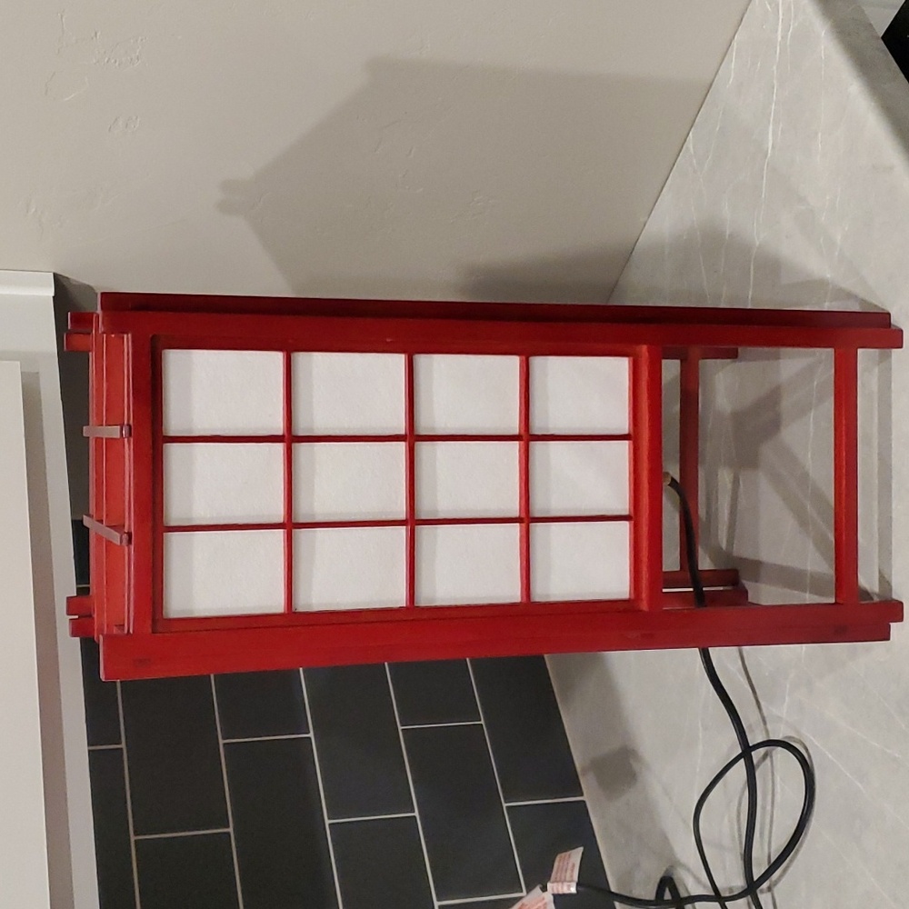 Shoji screen table lamp.